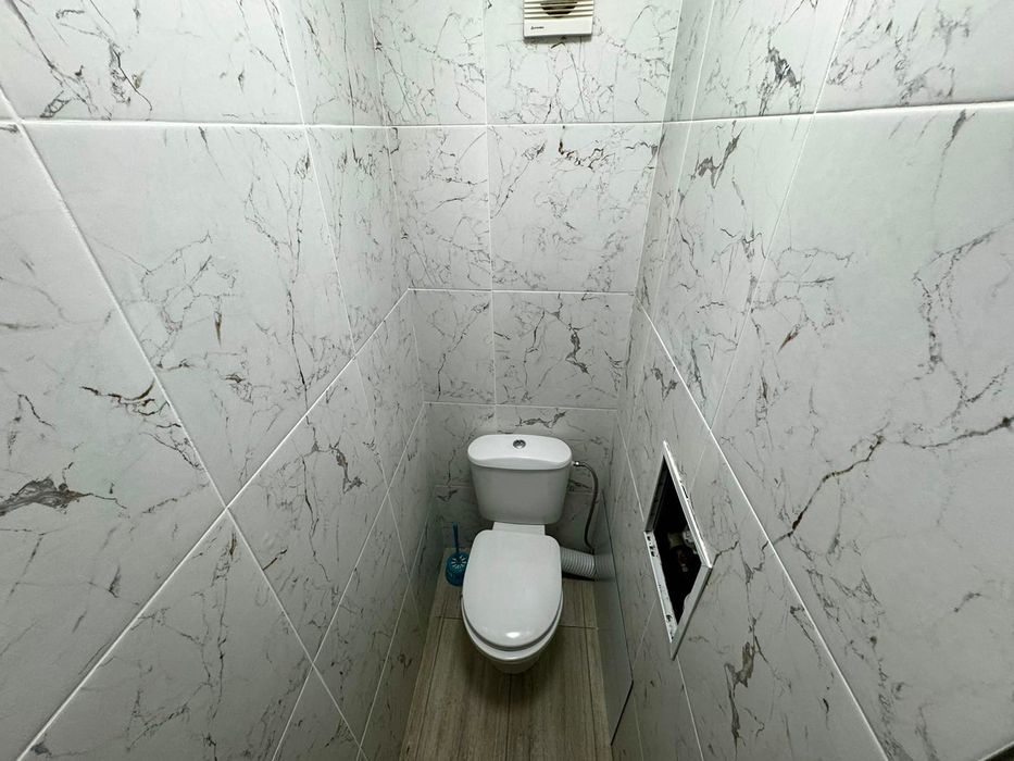 Продава се Тристаен апартамент в София, Разсадника - 113 кв.м за 2124 €/кв.м - Снимка #10