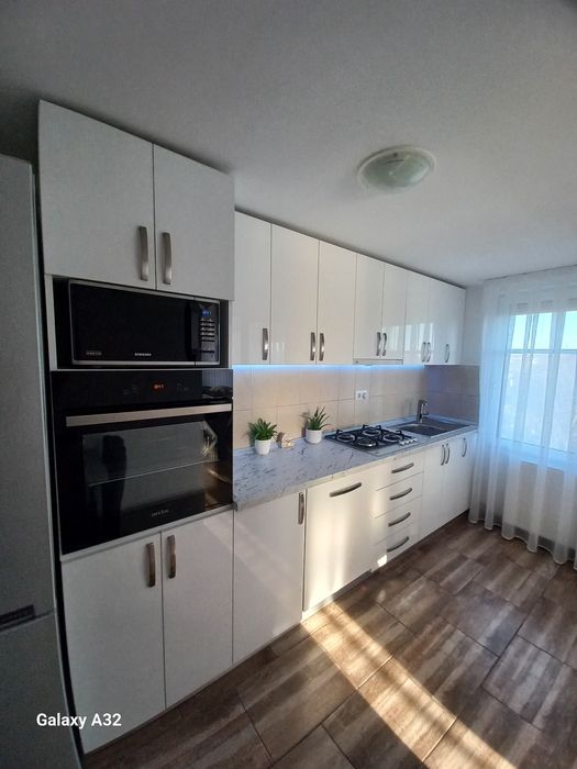 Mobilier la comandă , montez mobilă