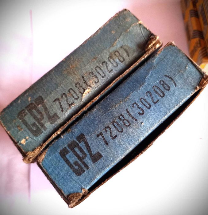 10 rulmenți (NOS) URSS, Renault și lanț distribuție Peugeot / Dodge