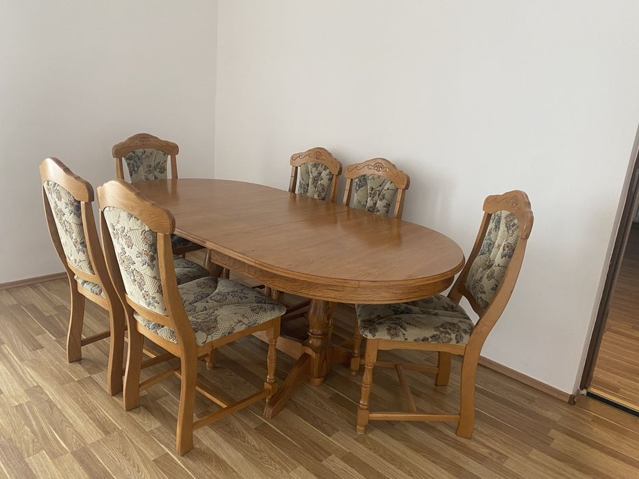 Masa extensibila cu 6 scaune + servanta