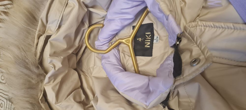 Продам красивую куртку