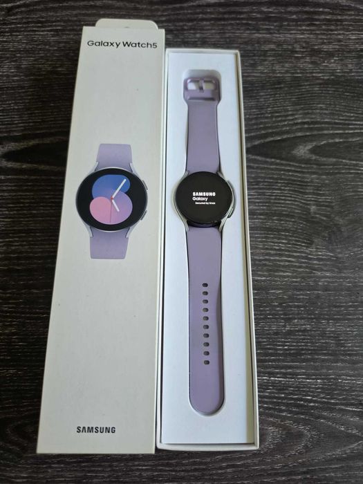 Ceas Samsung Watch 5 de dama
