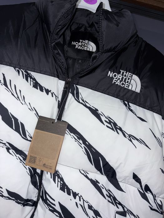 Geacă L The North Face zebra alb albă negru neagră