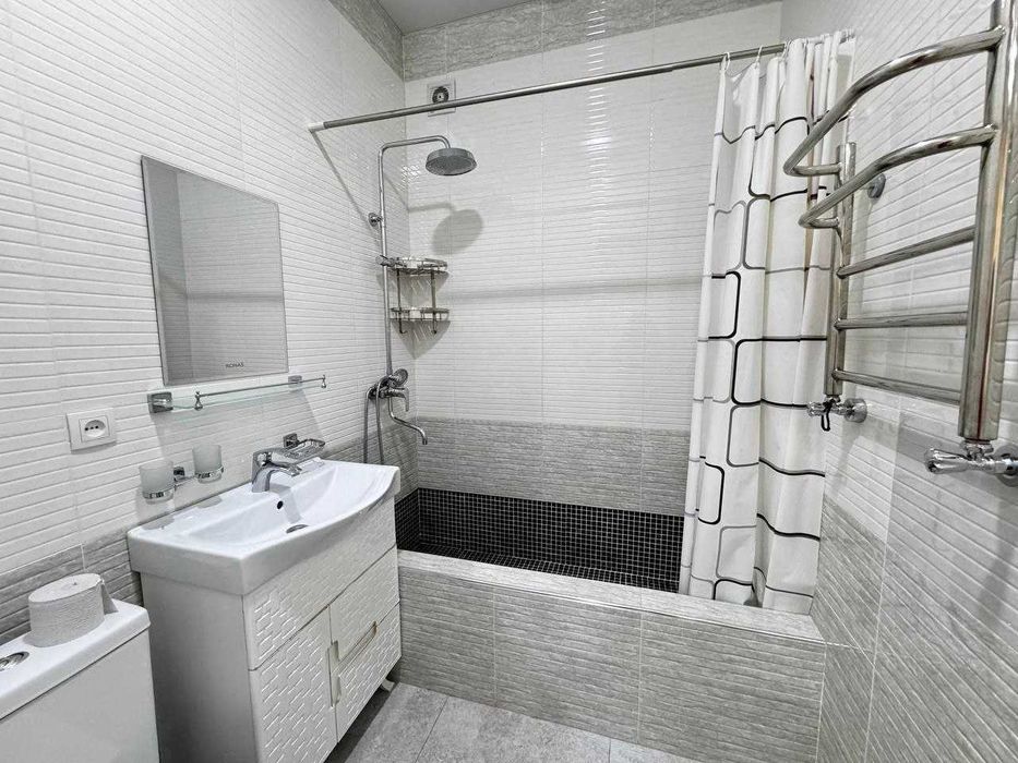 Паркентский ЖК Век АРЕНДА 4 комнат 130кв Махтумкули  боткино ДЛЯ СЕМЬИ