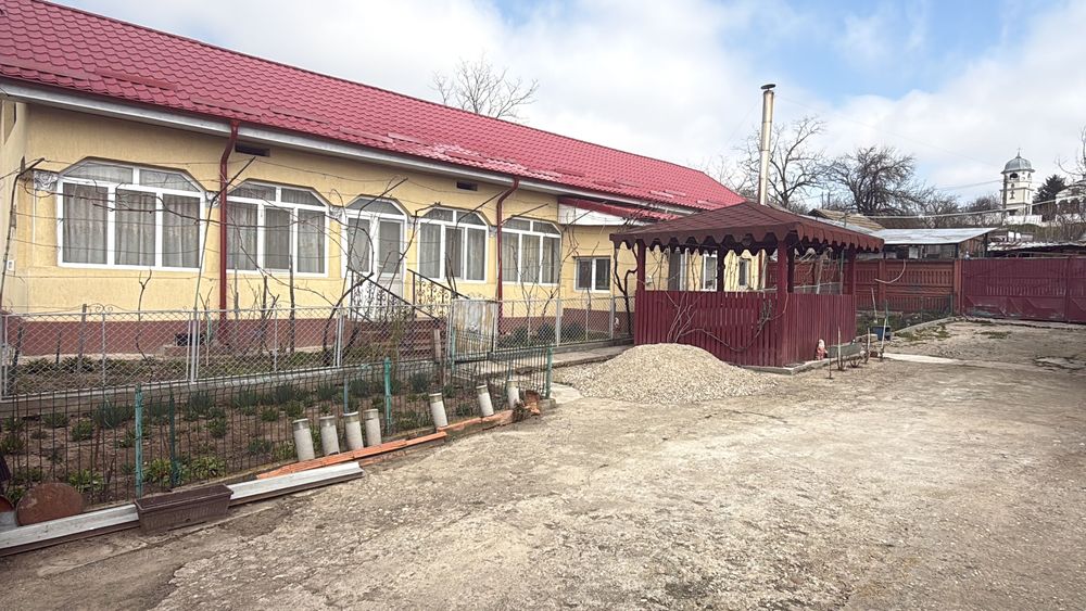 Casă de vânzare, comuna Vâlcele jud. Olt.