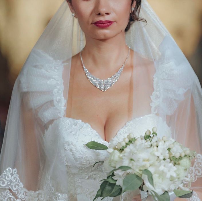 Rochie mireasă purtată doar la biserică