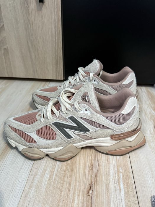 New Balance 9060