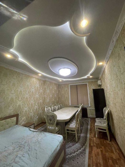 рынок Аския, текстильный мост  3/2/4  93 м²