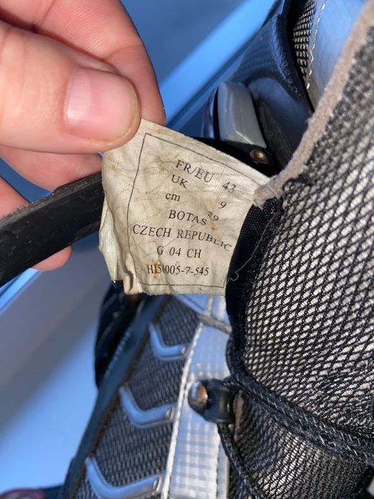 Взрослые роликовые коньки