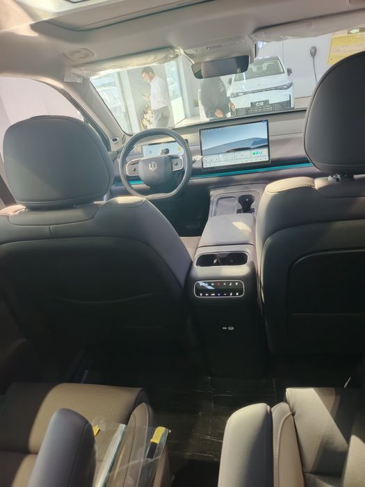 Леапмотор С16 Электр Премиум Доп Опсия 580км