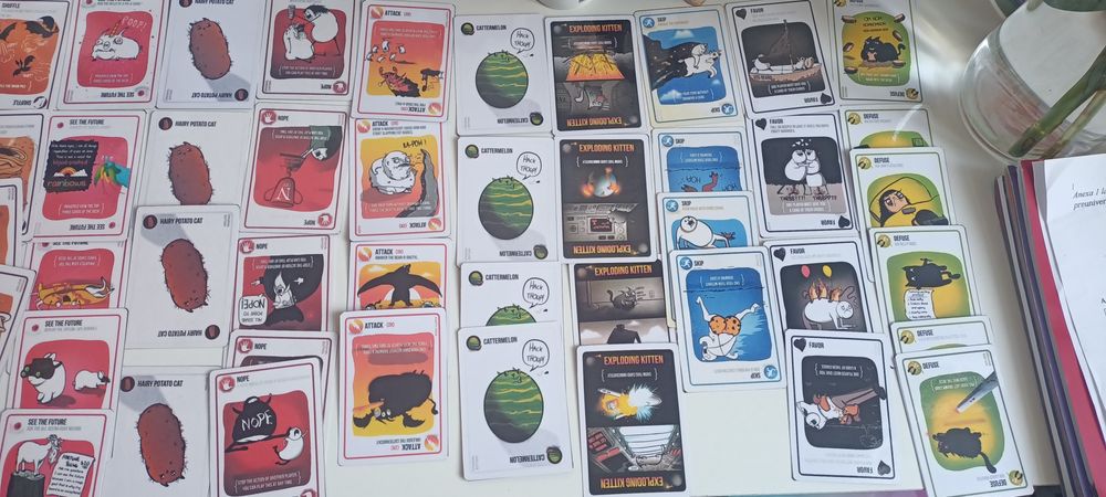 Joc de societate pachet exploding kittens