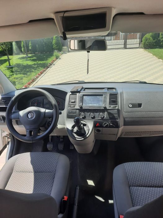 Transporter 9 locuri