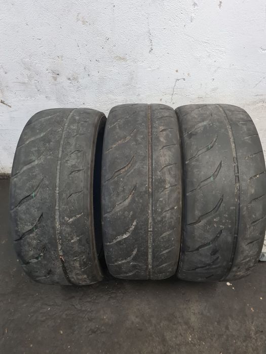 Гуми toyo 225/40/18 r888r