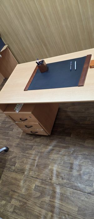 Стол учебный компьютерный