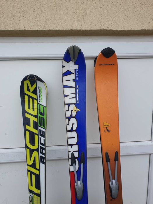 Ski si clapari de vanzare