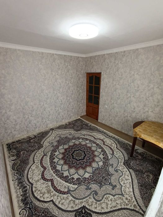 Продается квартира 2/4/4 в Мирабадском район, парк Фуркат