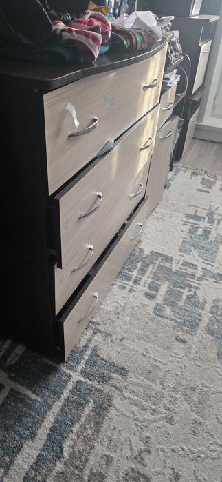 Спальный гарнитур срочно торг.