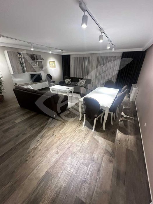 Дава се под наем Тристаен апартамент в София, Бояна - 120 кв.м за 815.49 € - Снимка #1