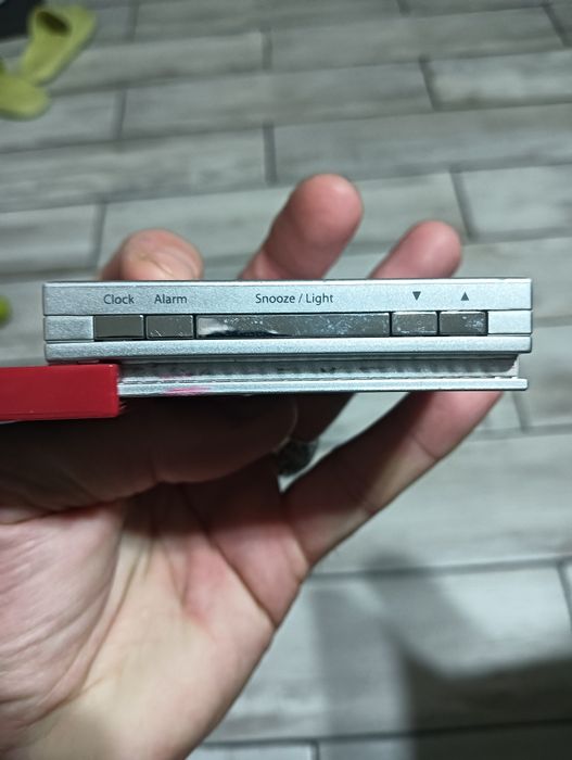 Vând ceas Oregon scientific