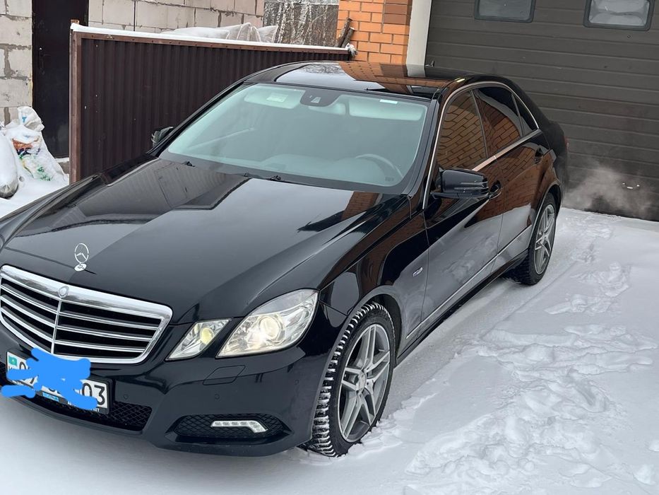 Продам мерседес 212