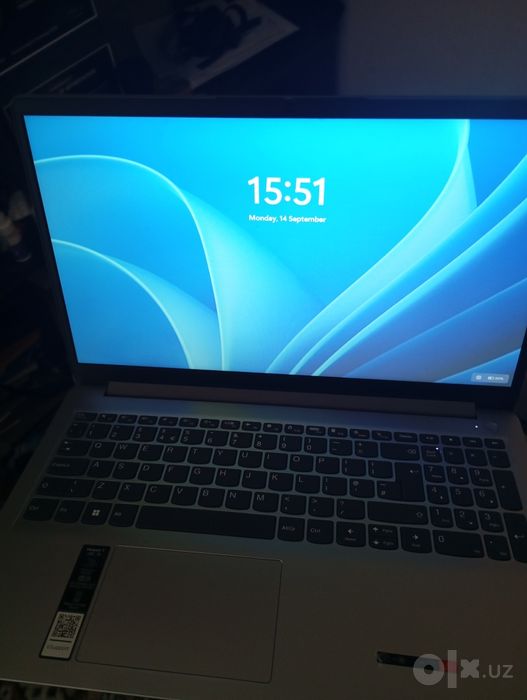 Noutbuk sotiladi Lenovo Windows 11pro