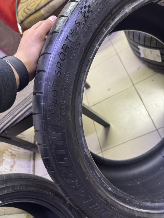 Продам шины в хорошем состоянии r19