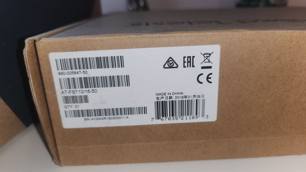 Switch Allied Telesis AT-FS710/16 nou