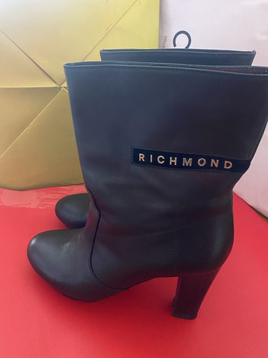 Продам полуботинки