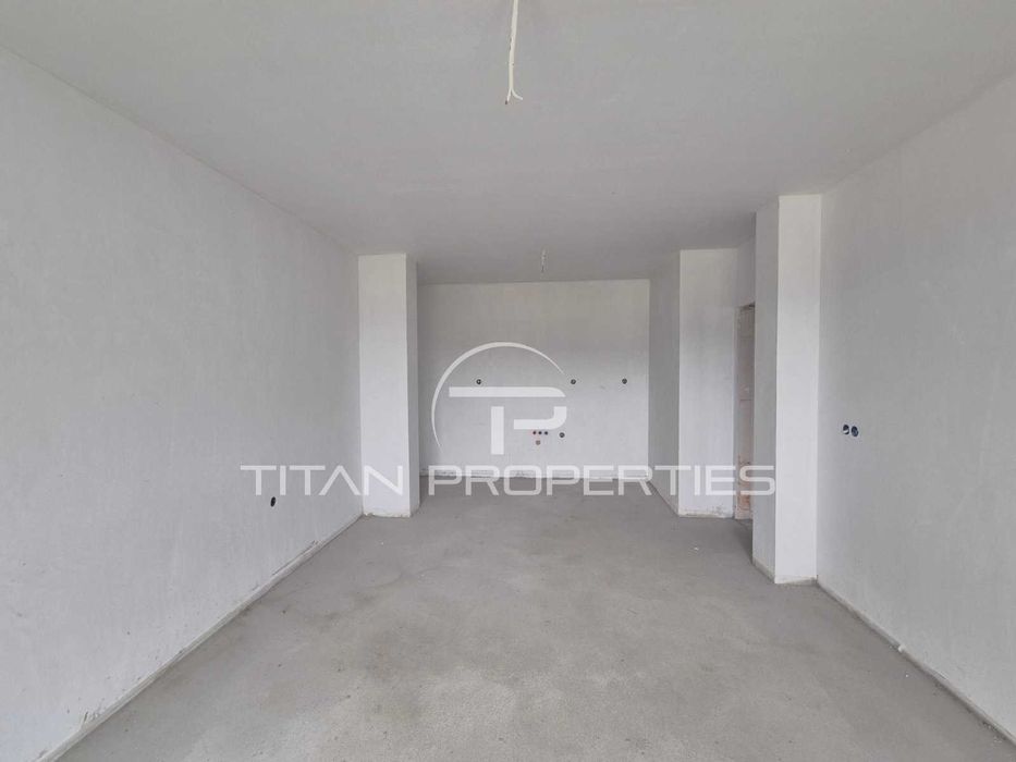 Двустаен апартамент в Коматево