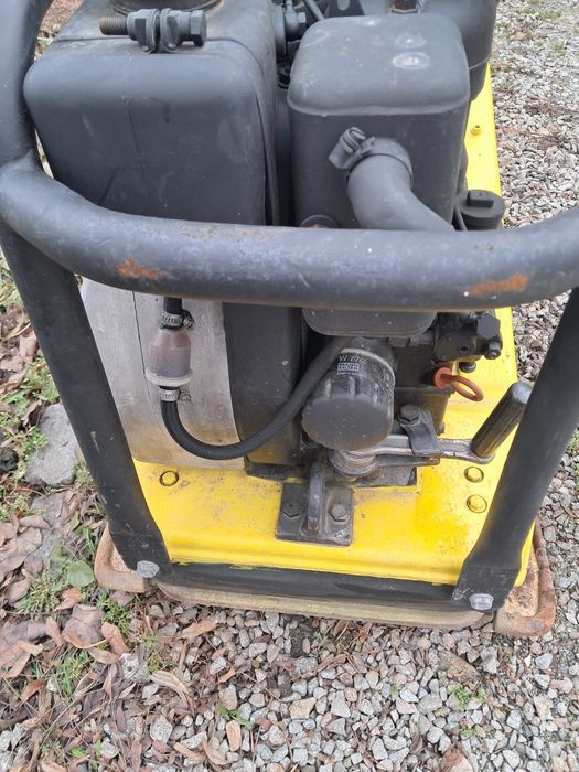 Placa compactoare talpa vibranta mai Cilindru  compactor tasator tasat