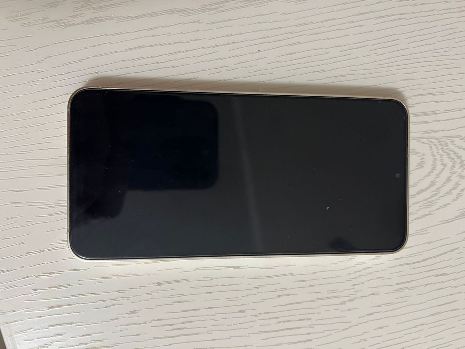 Samsung s24  в отличном состоянии