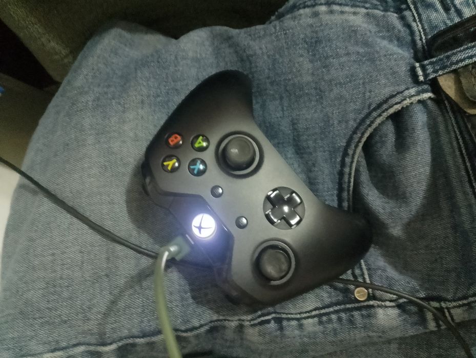 продам Xbox срочно торг