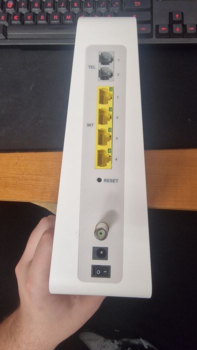 Router UPC ch7465lg-lc