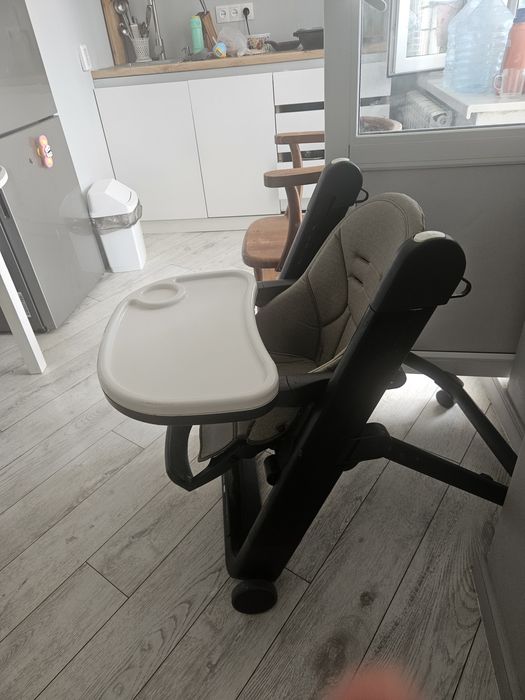 Стул для кормления