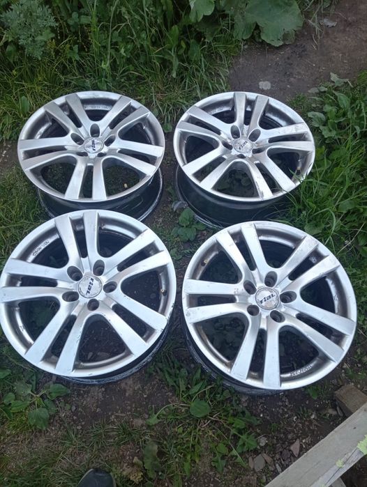 Jenti R17  (anvelope preț separat)