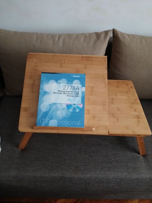 Бамбукова масичка за лаптоп/хранене в леглото