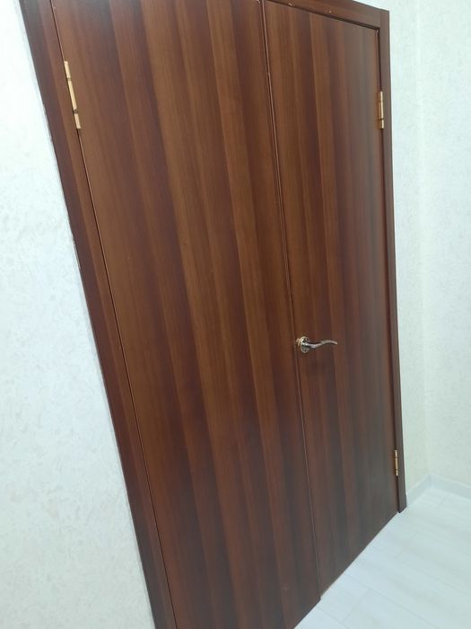 Продам двери 6 штук