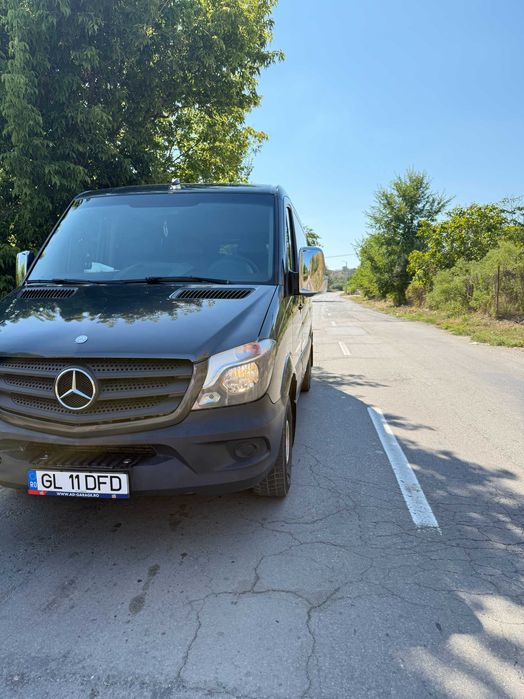 Inchirieri auto/Transport persoane/microbuze 8+1 locuri/ 21 locuri