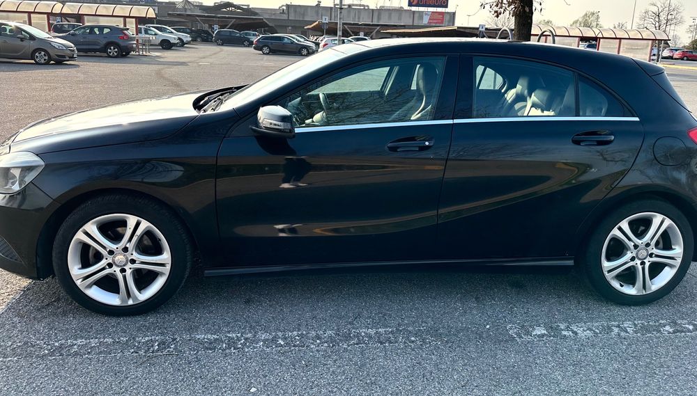 Mercedes-Benz A Class 201.000 KM An 2013 Motor 1.5 Diesel