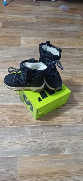 Продам детские дутыши