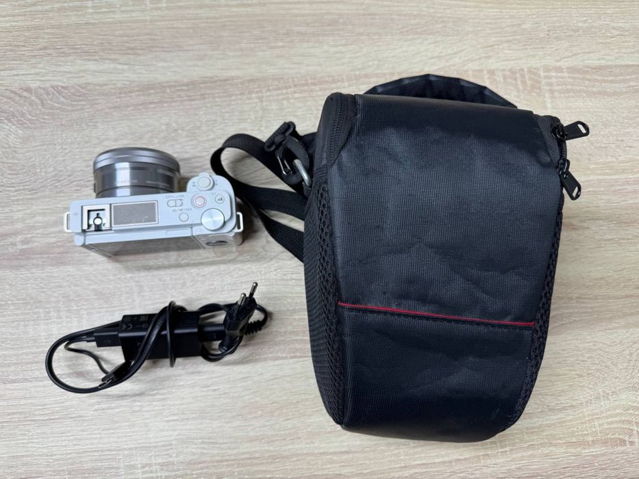 Фотокамера Sony ZV-E10