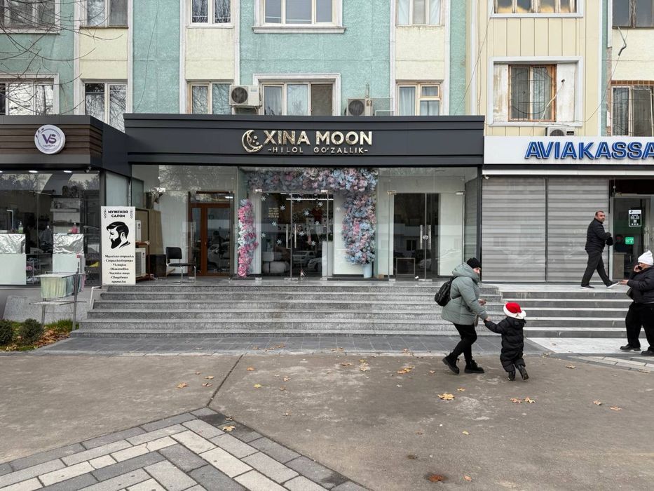 Чиланзар-8 евро нежилое помещение 70кв.м первая линия с арендатором