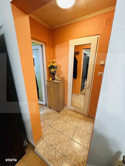 Apartament 3 camere, zona Vlaicu, Bloc renovat