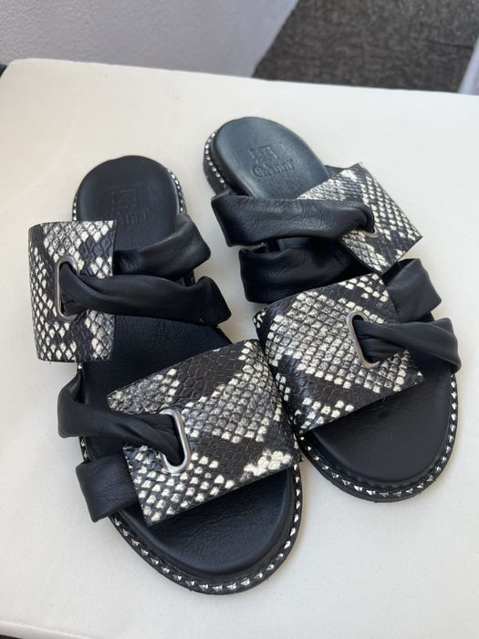 Papuci piele naturala