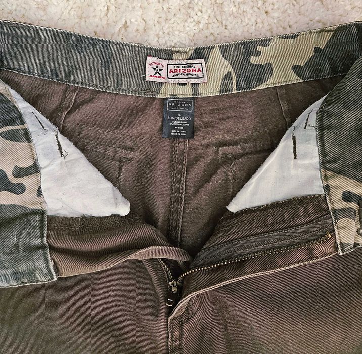 Pantaloni bermuda, cu multiple buzunare, brand Arizona