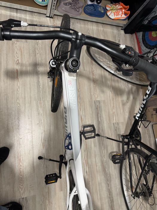 Bicicletă polivalentă Riverside 500 alba, marime L, roti 29