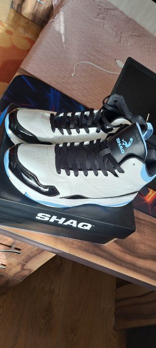 Продавам обувки Shaq
