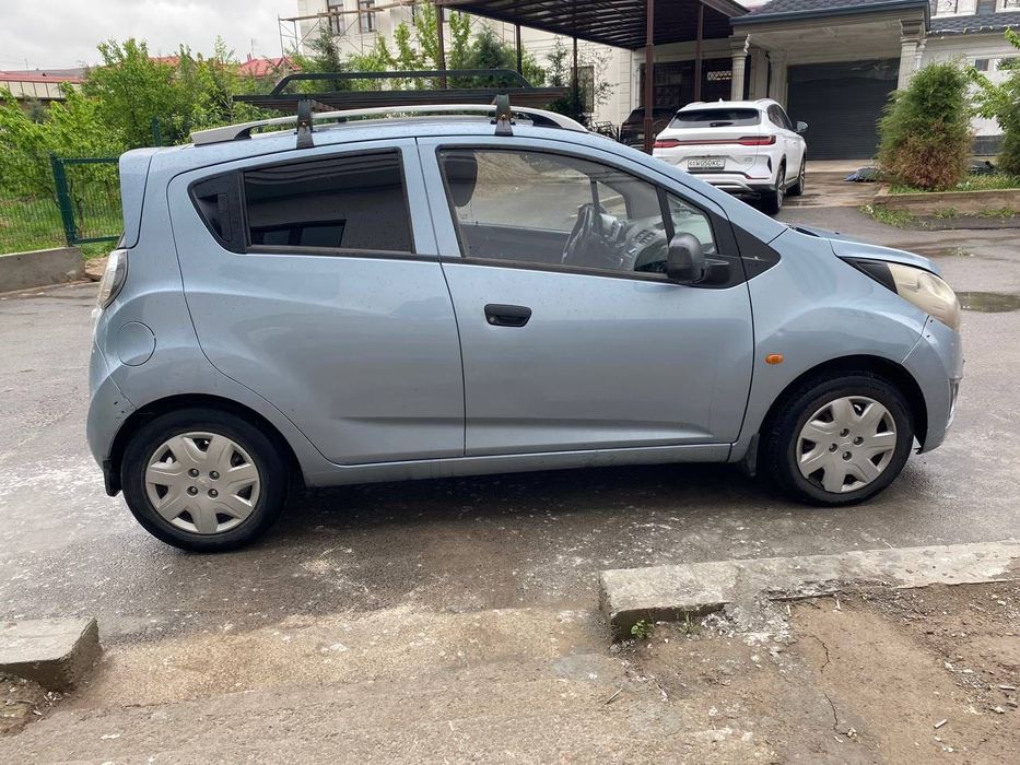 Продажи легковой автомобиля