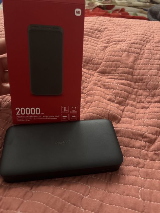 Поур бэнк новый хорошем состоянии