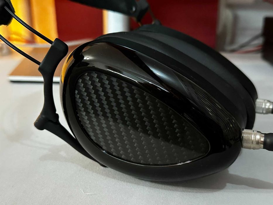 Hi-End слушалки Dan Clark Audio Aeon 2 Noire